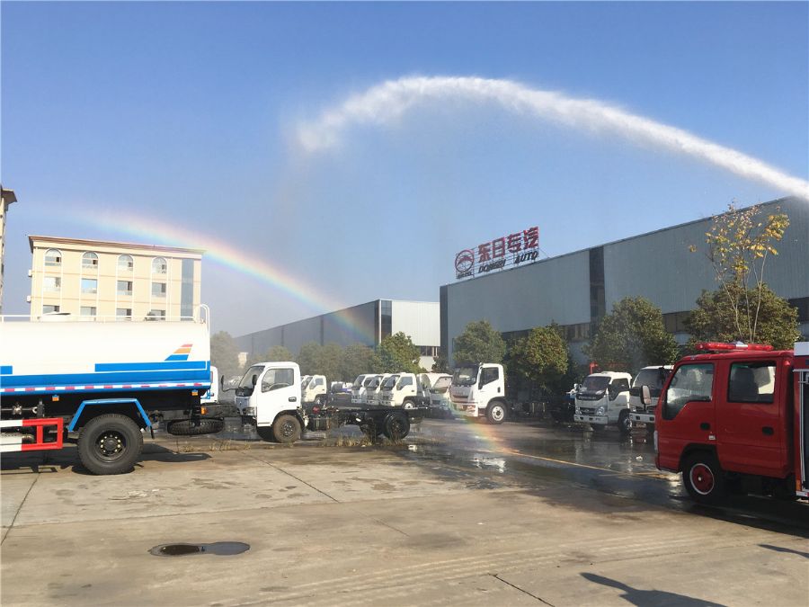 消防車與彩虹 消防車與彩虹