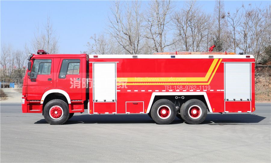 重汽16噸水罐消防車(chē) 重汽16噸水罐消防車(chē)